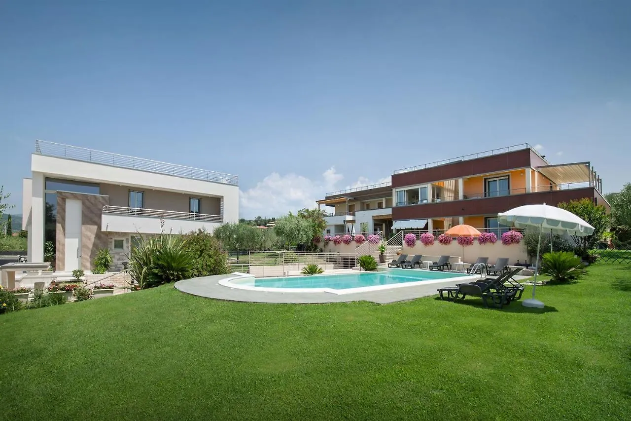 Villa Aurora-Holiday Home Apt 1 Μπαρντολίνο