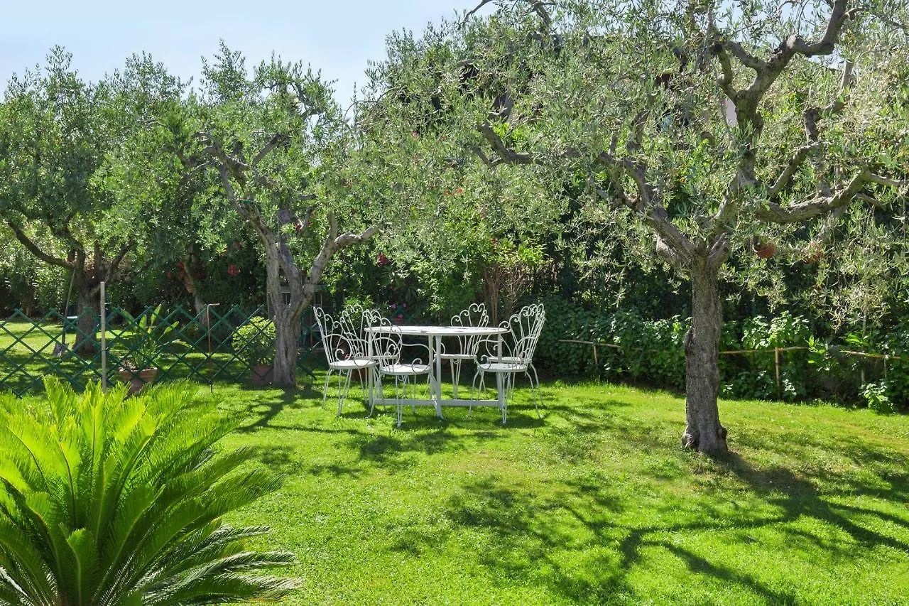 Villa Aurora-Holiday Home Apt 1 Μπαρντολίνο Διαμέρισμα